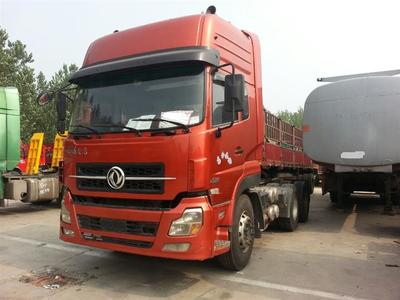 二手油罐車柴油汽油罐車價(jià)格_二手普通貨運(yùn)油罐車二拖三_山東大型重型貨車交易運(yùn)輸公司