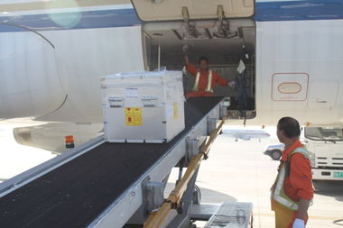 東航西北分公司貨運(yùn)部保障韓國三星產(chǎn)品運(yùn)輸